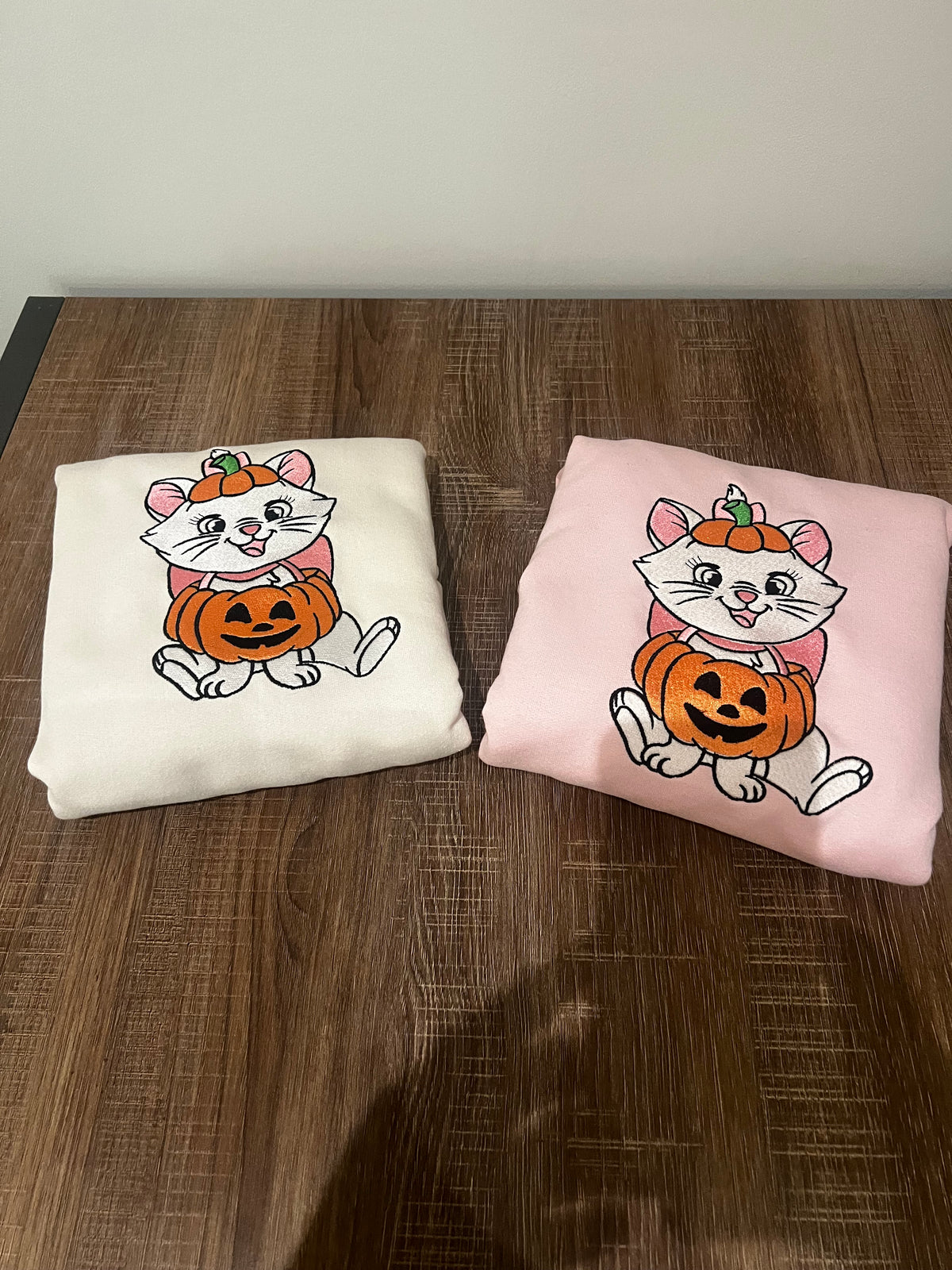 Marie Aristocats, pumpkin Embroidered Crewneck